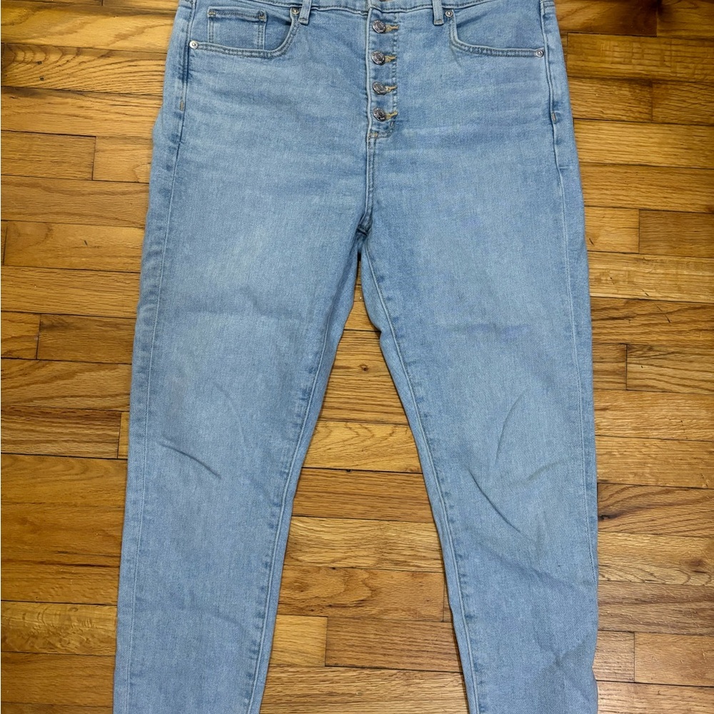 🩷LOFT Women’s Skinny Light Blue Wash Button Front Jeans